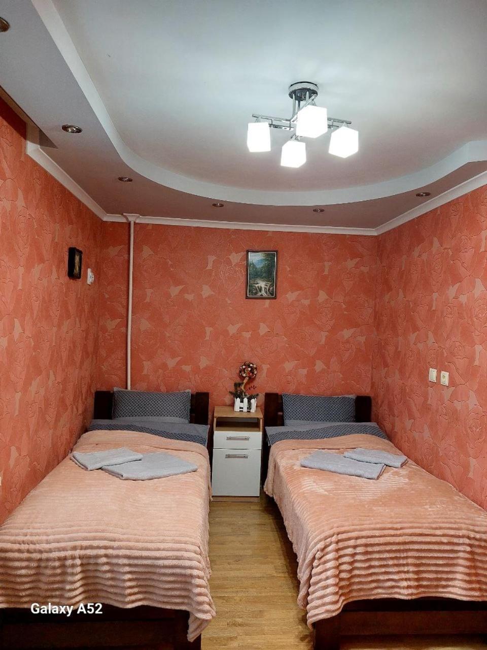 Подобова Оренда Двокімнатної Квартири Старичі 외부 사진